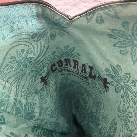 Cowgirl boots - Picture 4 of 4